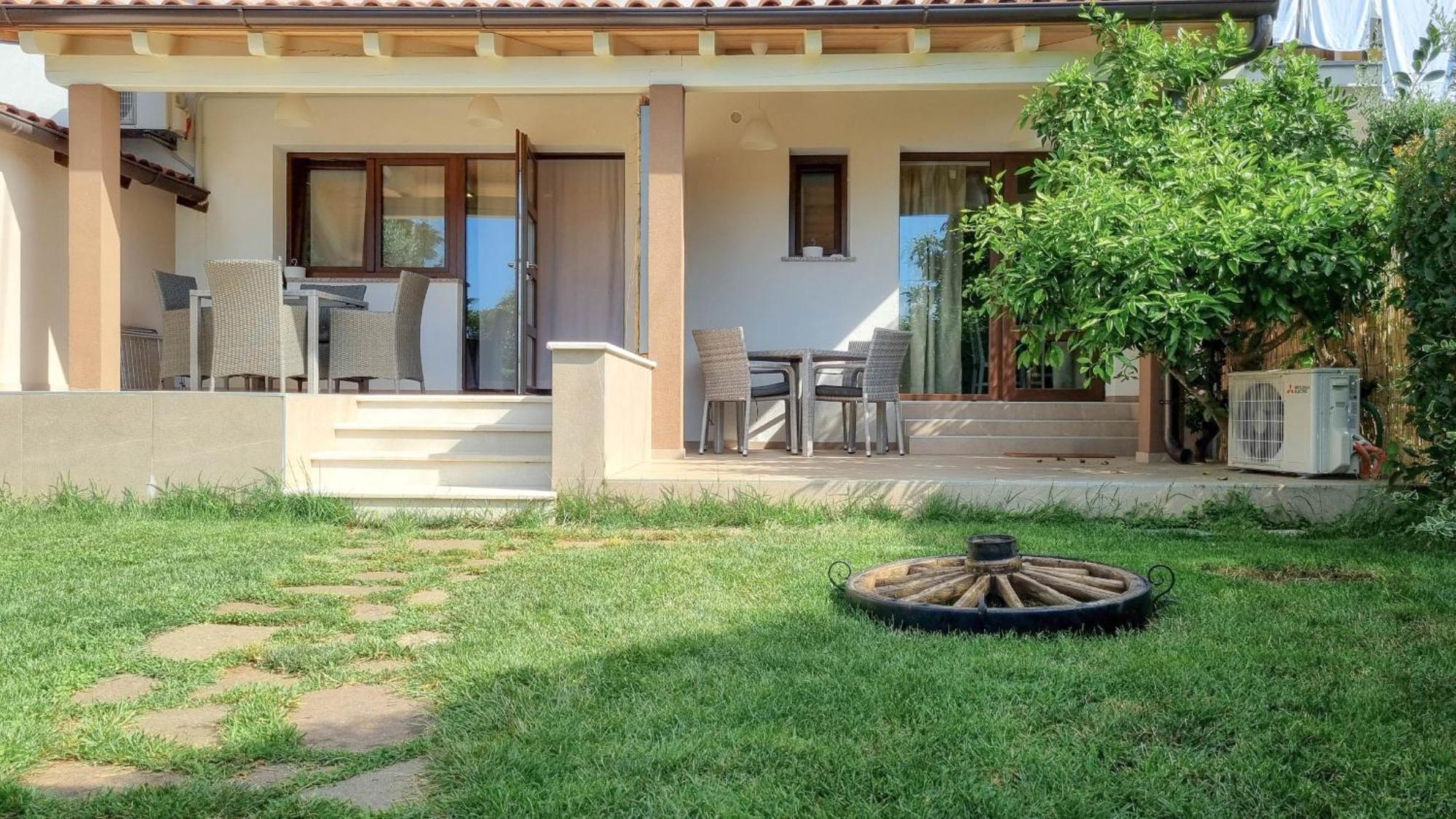 Doris One Apartment Novigrad  Exterior photo